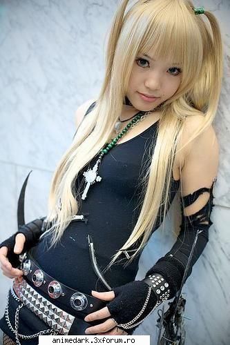 misa poze cosplay